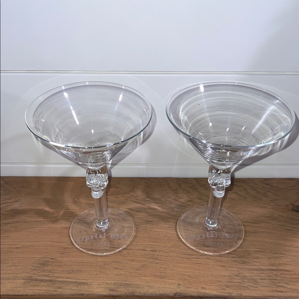 NWOT - Crystal Head Vodka Skull Martini Glasses by Dan Aykroyd - Collectors Item - Picture 6 of 9
